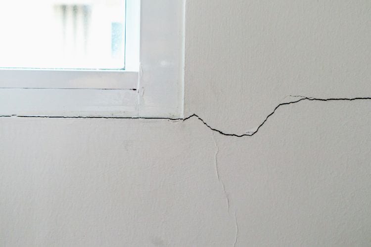 Cracked Paint or Foundation Settlement? BDB Waterproofing